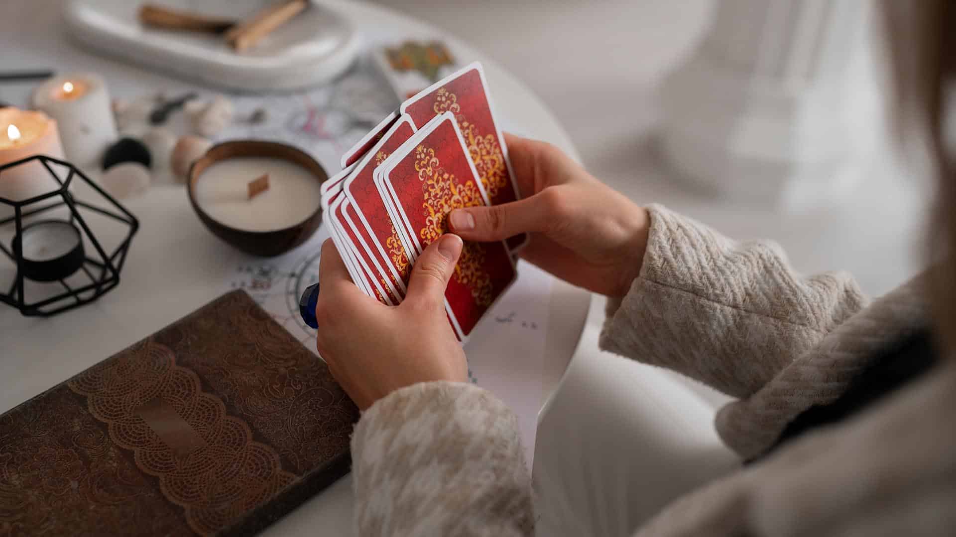 تاریخچه فال تاروت