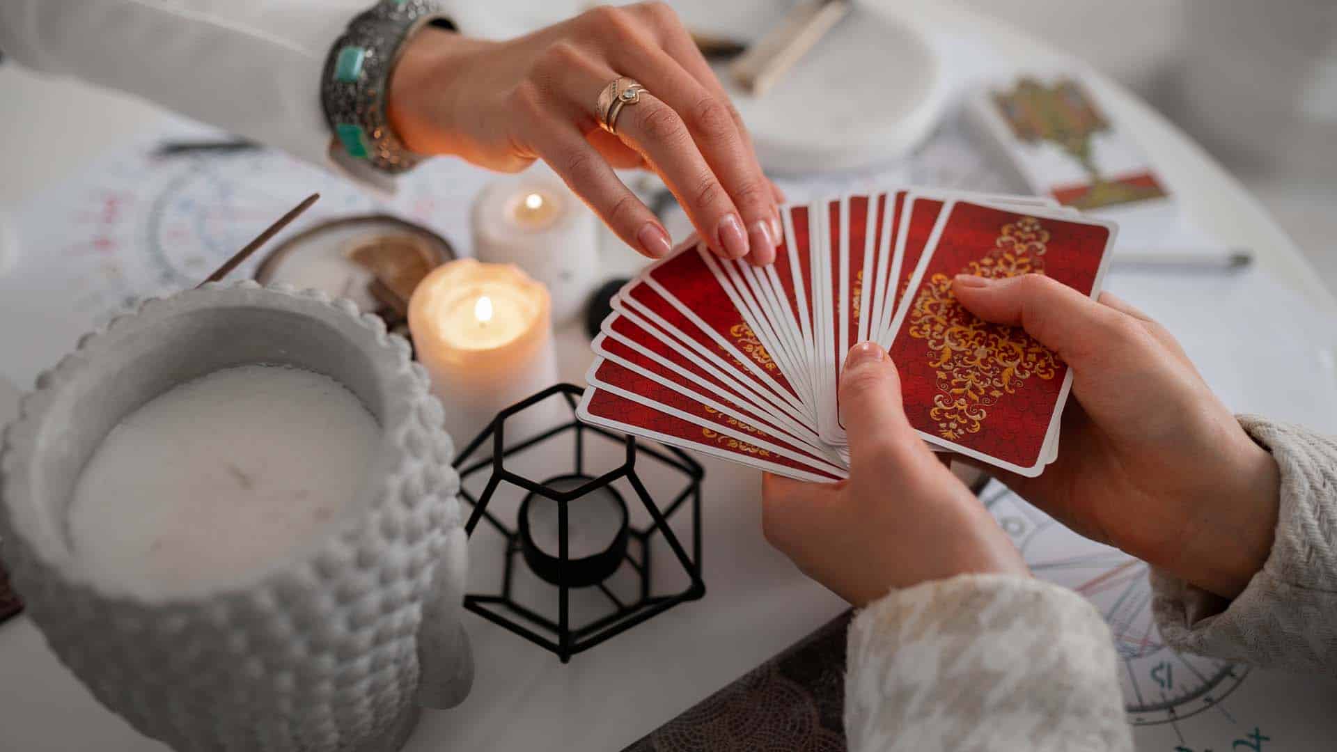 تکنیک های تاروت برای مواجهه با چالش ها