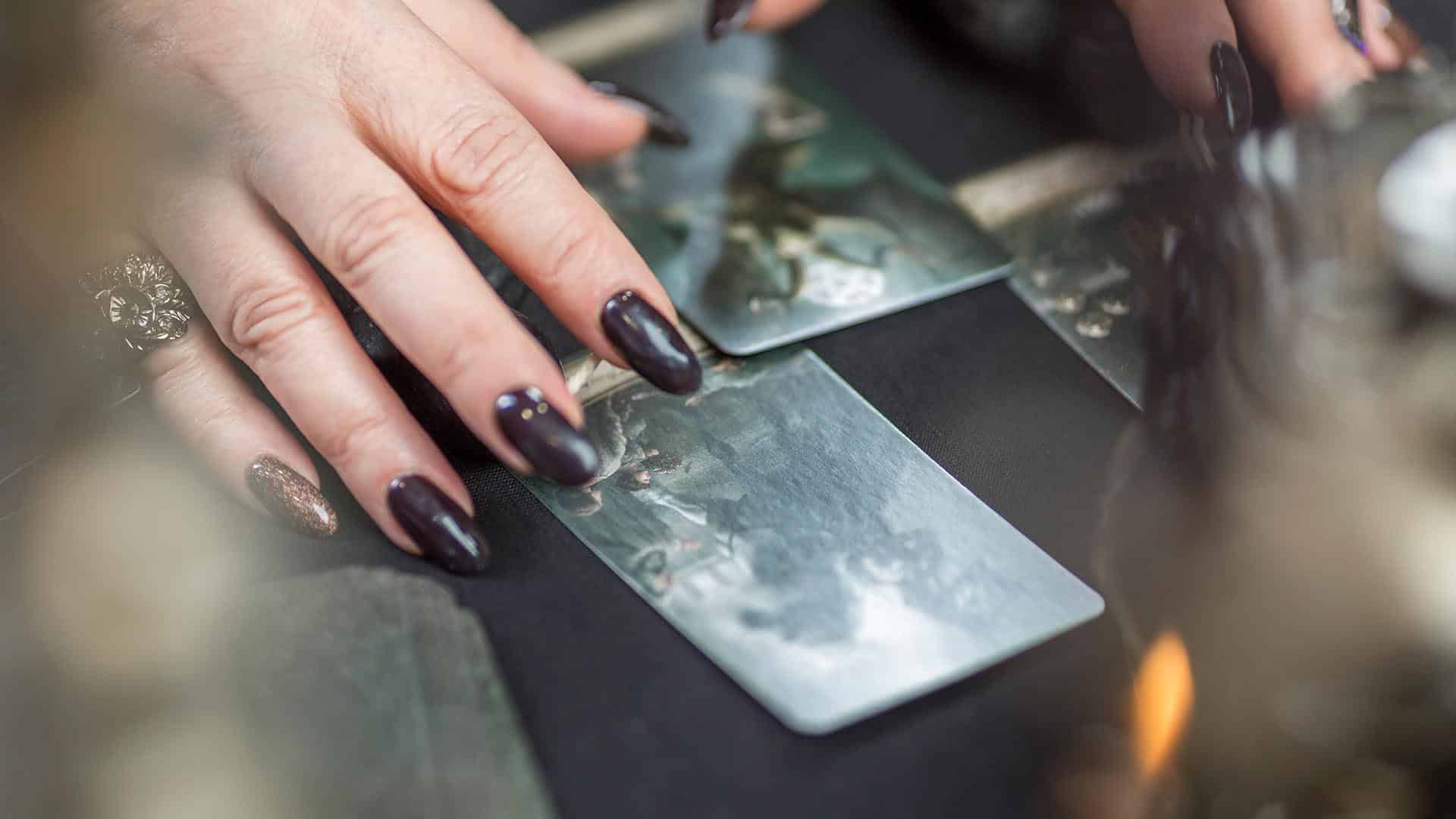 تاروت و ارتباط عالمان روحانی